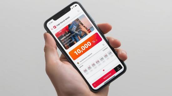 بدأ هذا البنك في منح 10,000 ليرة تركية لعملائه مجانا