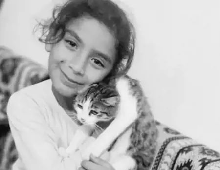 جريمة بشعة تهز المجتمع التركي والسوري.. العثور على جثة طفلة سورية مقتولة في بئر جارها جريمة بشعة تهز المجتمع التركي والسوري.. العثور على جثة طفلة سورية مقتولة في بئر جارها