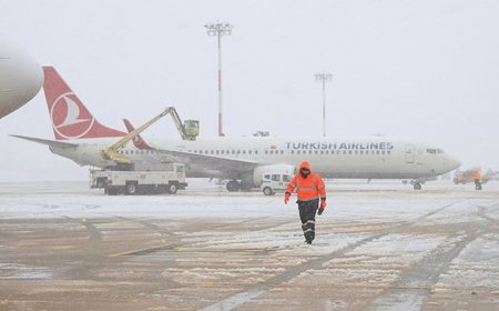 بسبب الثلوج.. الخطوط التركية تعلن إلغاء 57 رحلة من وإلى إسطنبول يوم 18 مارس