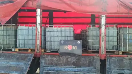 ضبط 9800 لتر من الوقود المهرب في قونية ضبط 9800 لتر من الوقود المهرب في قونية