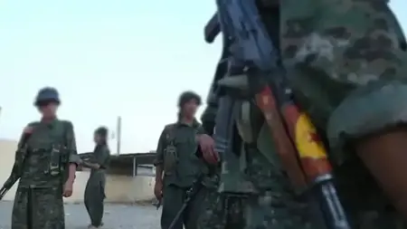 تنظيم "قوات حماية الشعب" الانفصالي يعلن حلّ نفسه في دمشق