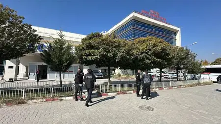 هجوم على مستشفى في ولاية فان التركية  هجوم على مستشفى في ولاية فان التركية