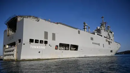 فرنسا ترسل سفينة مستشفى إلى غزة فرنسا ترسل سفينة مستشفى إلى غزة