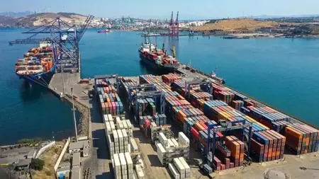 عجز التجارة الخارجية ينكمش لأدنى مستوى منذ 9 أشهر