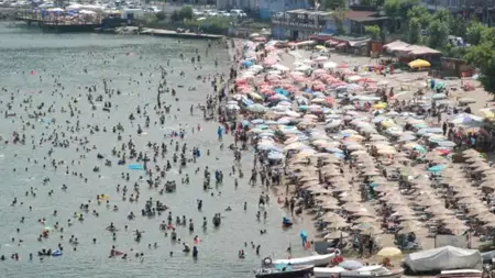 ترقب في تركيا لإعلان عدد أيام عطلة عيد الأضحى..هل تمتد إلى ٩ أيام؟ 