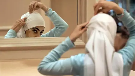 الحجاب محظور في بعض المدارس في روسيا الحجاب محظور في بعض المدارس في روسيا