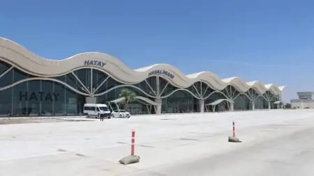 تركيا.. إغلاق مطار هاتاي أمام الرحلات الجوية لمدة شهر تركيا.. إغلاق مطار هاتاي أمام الرحلات الجوية لمدة شهر