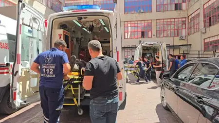 عاجل:انفجار غازي في منجم زونغولداك يؤدي إلى إخلاء عمال ونقلهم للمستشفى عاجل:انفجار غازي في منجم زونغولداك يؤدي إلى إخلاء عمال ونقلهم للمستشفى