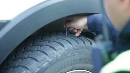 غداَ..بدء إلزامية استخدام إطارات الشتاء للمركبات التجارية في تركيا غداَ..بدء إلزامية استخدام إطارات الشتاء للمركبات التجارية في تركيا