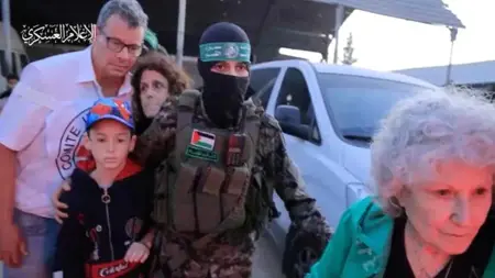 كتائب القسام:" إسرائيل أنقذت 4 أسرى لكنها قتلت أسرى آخرين خلال العملية" كتائب القسام:" إسرائيل أنقذت 4 أسرى لكنها قتلت أسرى آخرين خلال العملية"