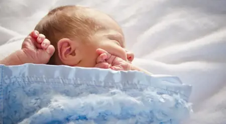 أم تركية تحرق رضيعتها البالغة من العمر عام واحد في دنيزلي التركية أم تركية تحرق رضيعتها البالغة من العمر عام واحد في دنيزلي التركية