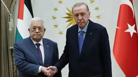 الرئيس الفلسطينيّ محمود عبّاس يزور تركيا في زيارة رسمية بدعوة من إردوغان