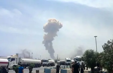 عاجل: انفجار مفاجئ يهز ميناء رجائي في إيران.. 281 ضحية والدمار في كل مكان عاجل: انفجار مفاجئ يهز ميناء رجائي في إيران.. 281 ضحية والدمار في كل مكان