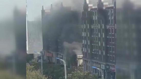 مصرع 17 شخصاً في حريق في مطعم بالصين