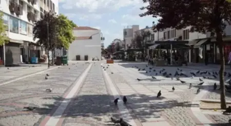 موجة حر لاهبة تضرب إديرنة التركية.. الحرارة المحسوسة تلامس 40 درجة والشوارع تخلو من المارة