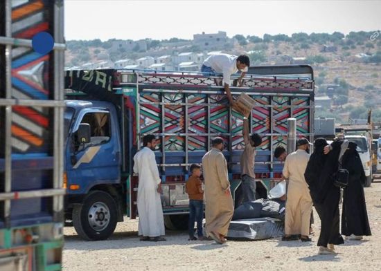 ضمن «سوريا بلا مخيمات».. 217 عائلة تغادر مخيمات الشمال عائدةً إلى إدلب وحماة ودمشق