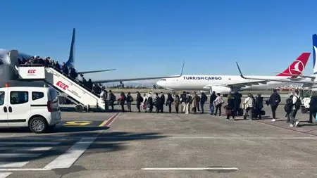 الخطوط الجوية التركية تجلي 417 ألف شخص من منطقة الزلزال الخطوط الجوية التركية تجلي 417 ألف شخص من منطقة الزلزال