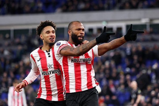 برينتفورد يفرض كلمته ويخرج من المباراة بانتصار مثير