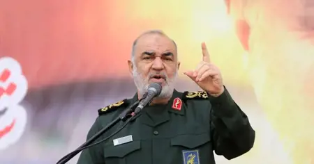 الحرس الثوري الإيراني يدعو مواطني الأردن والكويت لمهاجمة القوات الأمريكية.. وطهران تعلن "لا التزام" بمذكرة إسلام آباد