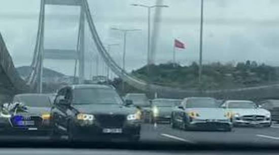 ولاية شانلي أورفا تشهد حادثا غريبا أثناء موكب زفاف ولاية شانلي أورفا تشهد حادثا غريبا أثناء موكب زفاف