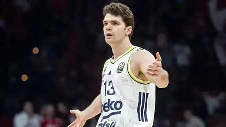 طارق بيبيروفيتش ينضم رسمياً إلى دوري كرة السلة الأمريكي NBA