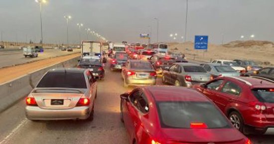 مصرع خمسة مصريين في حادث سير مروع بالكويت
