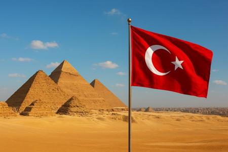 مصر تعانق السياحة التركية: قفزة 40٪ بعد إلغاء التأشيرة