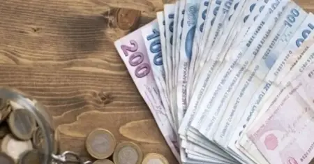 بعد بيانات التضخم: زيادة متقاعدي تركيا تبلغ 3.65% في شهرين.. فكم سيصبح أدنى راتب في يناير 2027؟