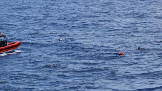 مصرع 5 أشخاص وفقدان 7 آخرين جراء غرق قارب يقل مهاجرين غير شرعيين في تونس