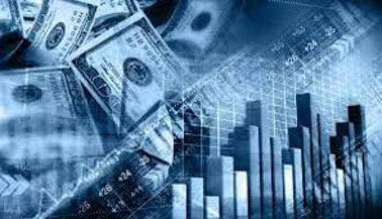 نمو الأرباح وسط "التشديد النقدي" وتحولات رقمية كبرى