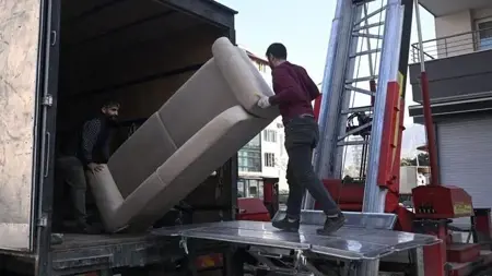 نحو 489 ألف شخص غيّروا مدنهم بحثاً عن العمل في تركيا.. وإسطنبول الوجهة الأولى
