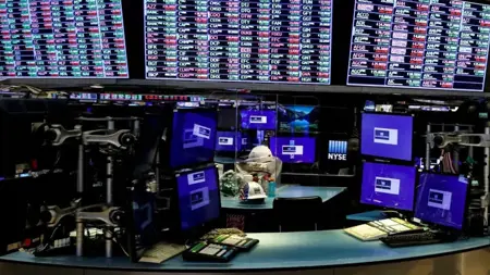 بورصة نيويورك تفتتح على انخفاض مع تصاعد التوترات الجيوسياسية
