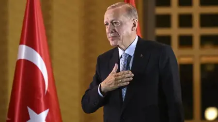أردوغان يؤدي اليمين الرئاسي بحضور أكثر من 20 رئيس دولة وحكومة  أردوغان يؤدي اليمين الرئاسي بحضور أكثر من 20 رئيس دولة وحكومة