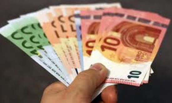 كم يبلغ الأجر الأدنى في دول الاتحاد الأوروبي؟ أرقام ملفتة وتباينات كبيرة