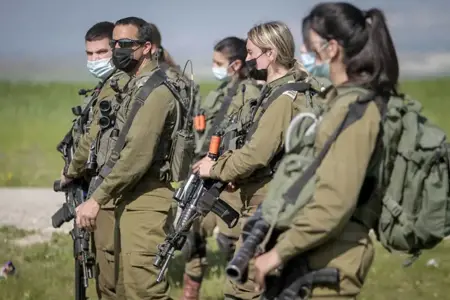 انتشار بكتيريا ضارة بين جنود الاحتلال في قطاع غزة انتشار بكتيريا ضارة بين جنود الاحتلال في قطاع غزة