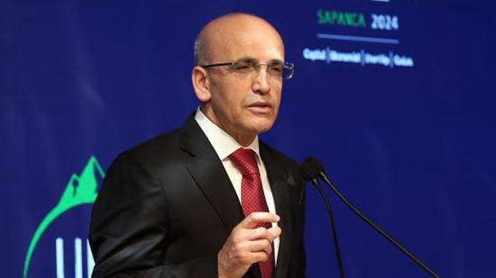 وزير المالية التركي:" سنحسن توزيع الدخل" وزير المالية التركي:" سنحسن توزيع الدخل"
