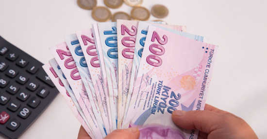 سباق البنوك على المتقاعدين يشتد في سبتمبر: عروض ترويجية تصل 30 ألف ليرة.. فما الفرق بين النقدي المشروط وغير المشروط؟
