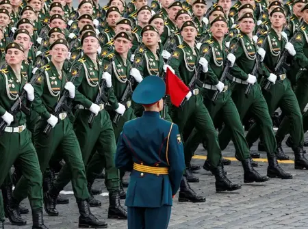 بعد تمرد فاغنر.. بوتين يعلن عن زيادة في رواتب الجيش بعد تمرد فاغنر.. بوتين يعلن عن زيادة في رواتب الجيش