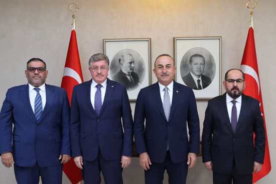 أنقرة.. تشاويش أوغلو يلتقي رئيس الحكومة السورية المؤقتة