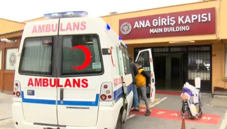 بدء إجلاء المرضى من مستشفى جراح باشا باسطنبول بدء إجلاء المرضى من مستشفى جراح باشا باسطنبول