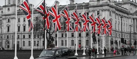 بريطانيا تختار 82 مهنة للعمل المؤقت لسد الفجوات في سوق العمل بريطانيا تختار 82 مهنة للعمل المؤقت لسد الفجوات في سوق العمل