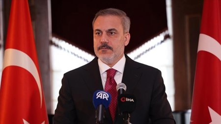 وزير الخارجية التركي:"مشكلة غزة خنجر مغروز في قلب العالم"