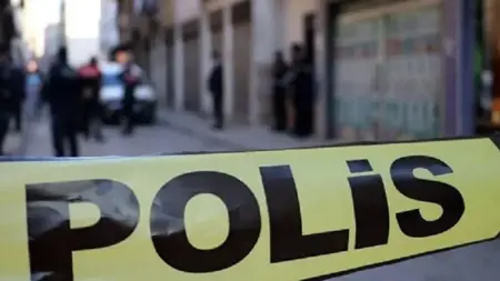 حادثة مروعة.. جريمة قتل وسط مدينة إسطنبول حادثة مروعة.. جريمة قتل وسط مدينة إسطنبول