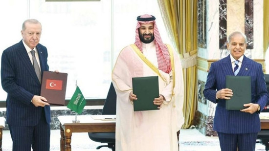 فيدان عن «حلف مكة»: اتفاق دفاعيّ «مطابق تقنياً للمادة الخامسة» في الناتو.. ولا نستهدف من لا يهاجمنا