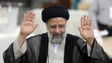 إعلان فوز إبراهيم رئيسي بانتخابات الرئاسة الإيرانية