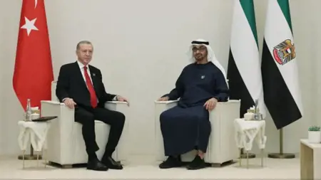 أردوغان يلتقي برئيس دولة الإمارات العربية المتحدة أردوغان يلتقي برئيس دولة الإمارات العربية المتحدة