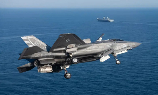إنتاج 296 طائرة F-35 بقيمة 24.3 مليار دولار إنتاج 296 طائرة F-35 بقيمة 24.3 مليار دولار