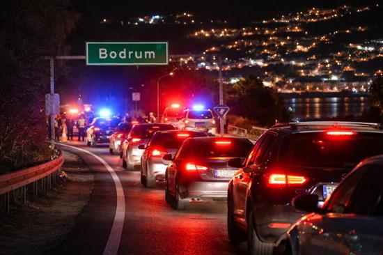 بودروم تستقبل 10 آلاف سيارة بيوم.. وتشديد أمني