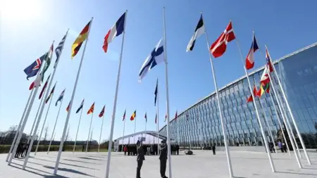 الناتو يدين تجربة كوريا الشمالية للصواريخ الباليستية العابرة للقارات الناتو يدين تجربة كوريا الشمالية للصواريخ الباليستية العابرة للقارات