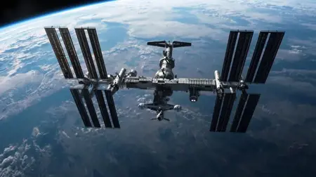 بدايات “عصر المحطات الفضائية الخاصة”